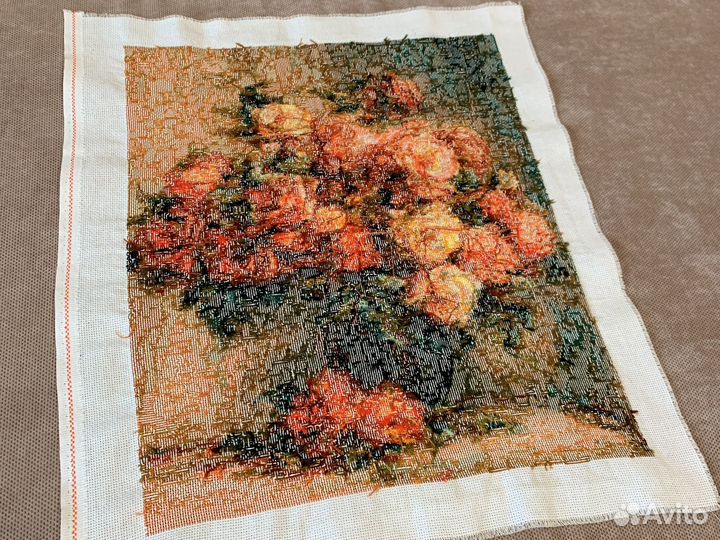 Вышивка крестом букет роз готовая