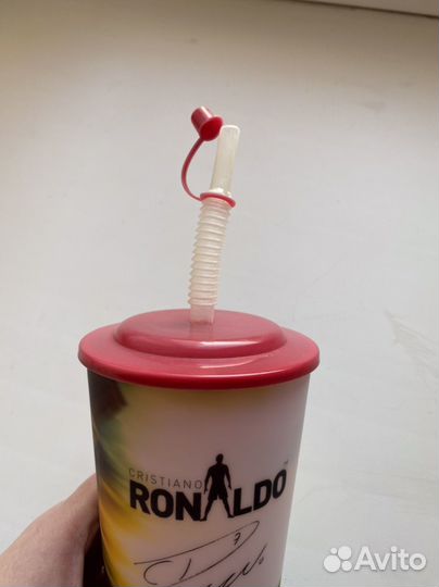 Коллекционный стакан KFC Роналду