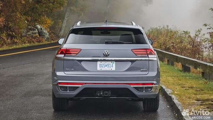 Аренда кроссовера Volkswagen Atlas без водителя