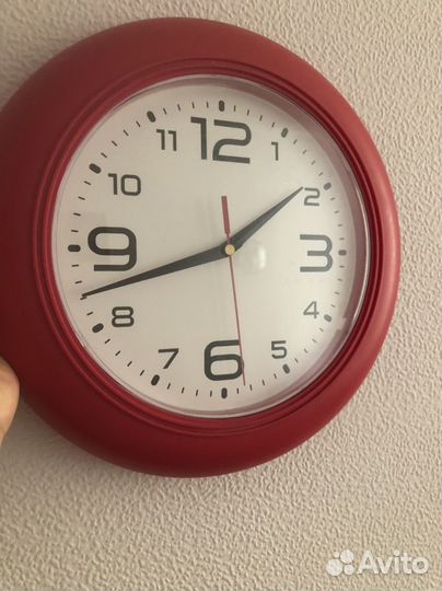 Часы Икеа настенные с крупными цифрами