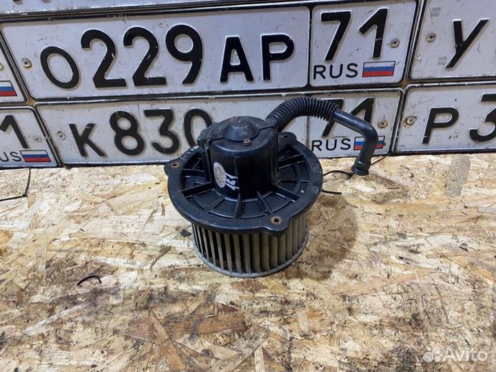 Моторчик печки Kia Sportage 2.0