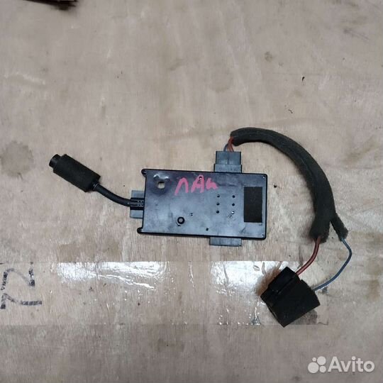 Chevrolet Lacetti усилитель антенны