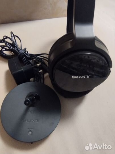 Беспроводные наушники накладные sony