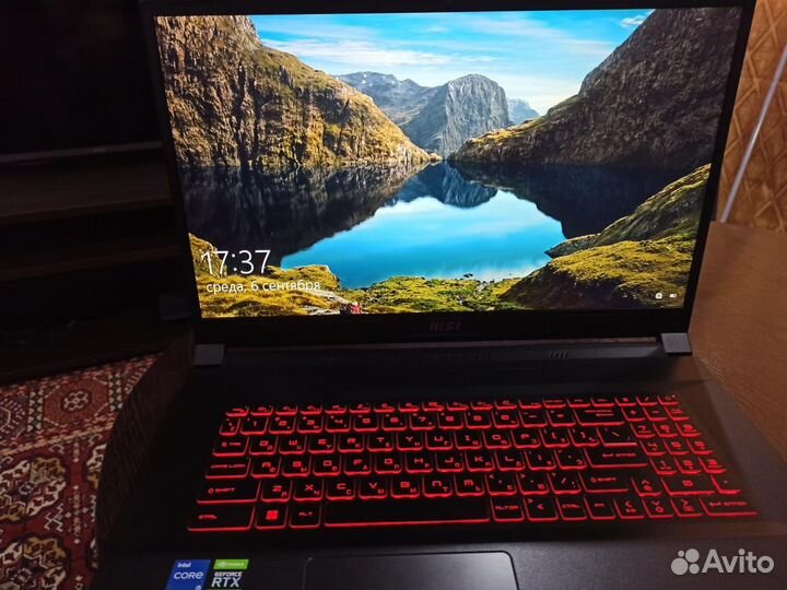 Игровой ноутбук msi 17 3