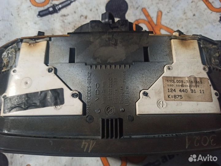 Панель приборов Mercedes-Benz W124