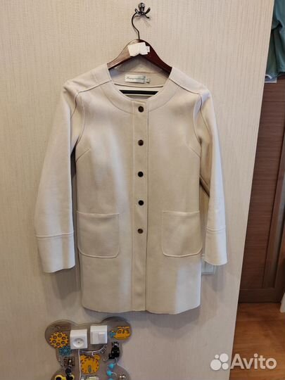 Пальто ветровка педжак 42-46