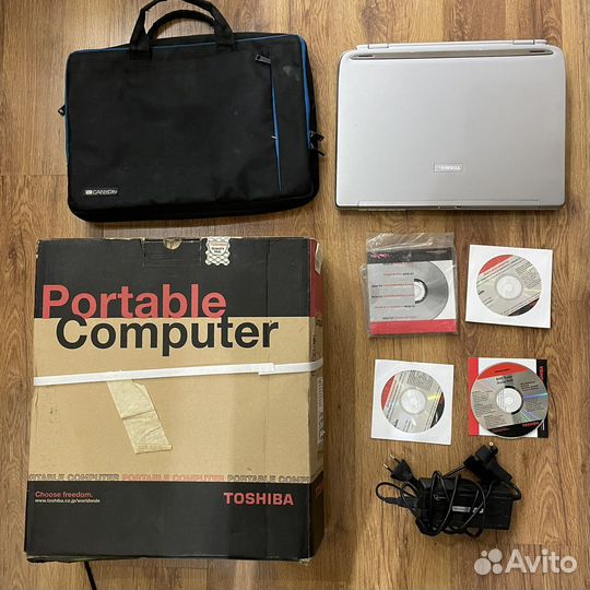 Ноутбук Toshiba с SSD для работы