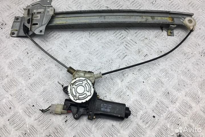 Моторчик стеклоподъемника Mitsubishi Space Wagon