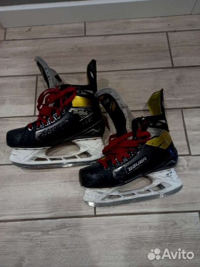 Хоккейные коньки bauer 3s