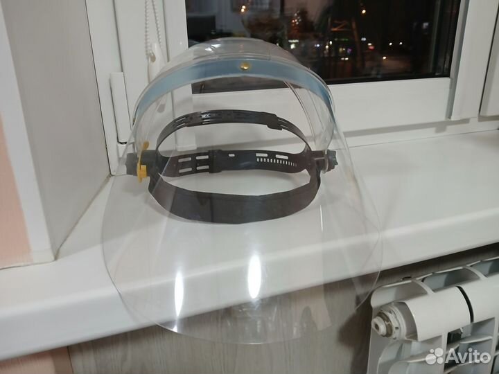 Маска-экран для рабочего