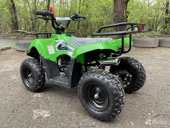 Квадроцикл детский бензиновый со стартером