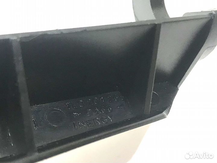 Кронштейн клапана Porsche Cayenne