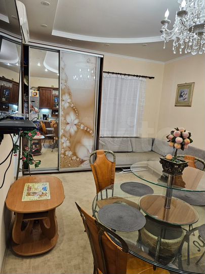 3-к. квартира, 95 м², 1/8 эт.