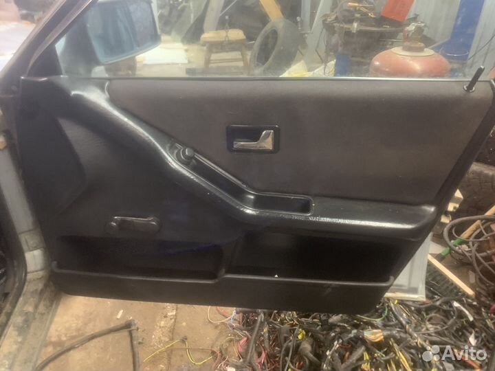 Дверные карты audi 80 b3