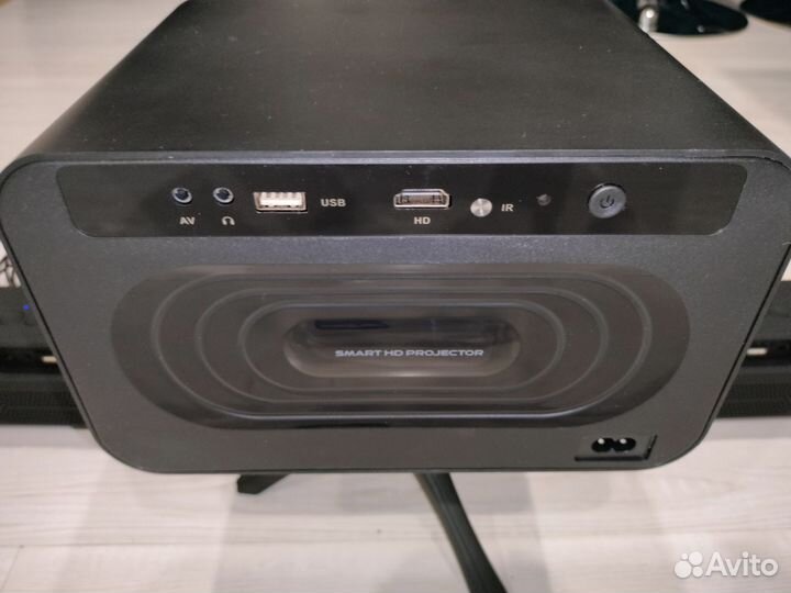 Проектор umiio U8 PRO