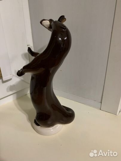 Выдра с рыбой лфз