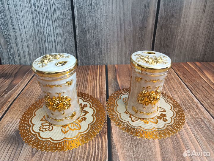 Набор солонка/перечница и подставка для зубочисток