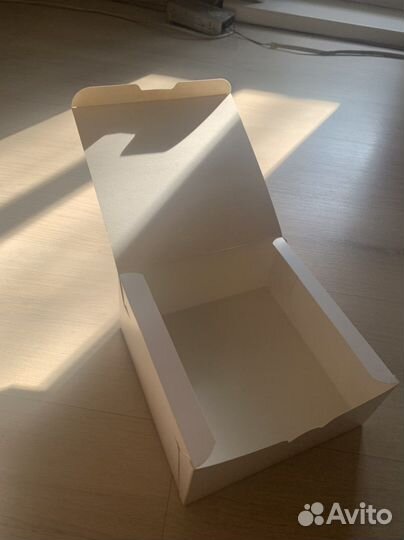 Коробка подарочная