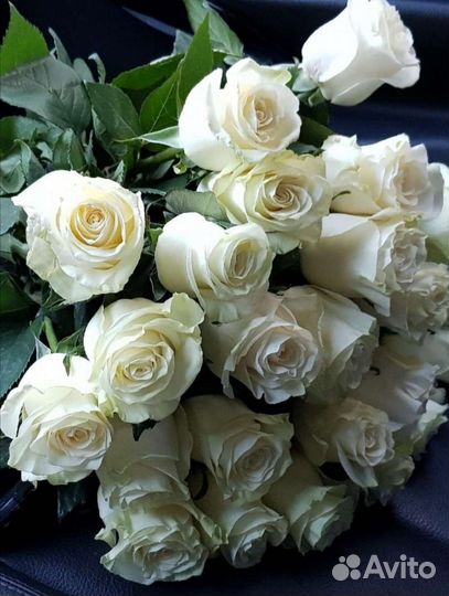Букет белых роз