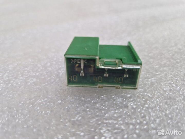 Предохранитель 40A Nissan Micra K12 CR12DE 2009