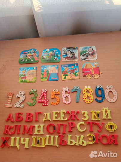 Сувениры копилки брелки магниты