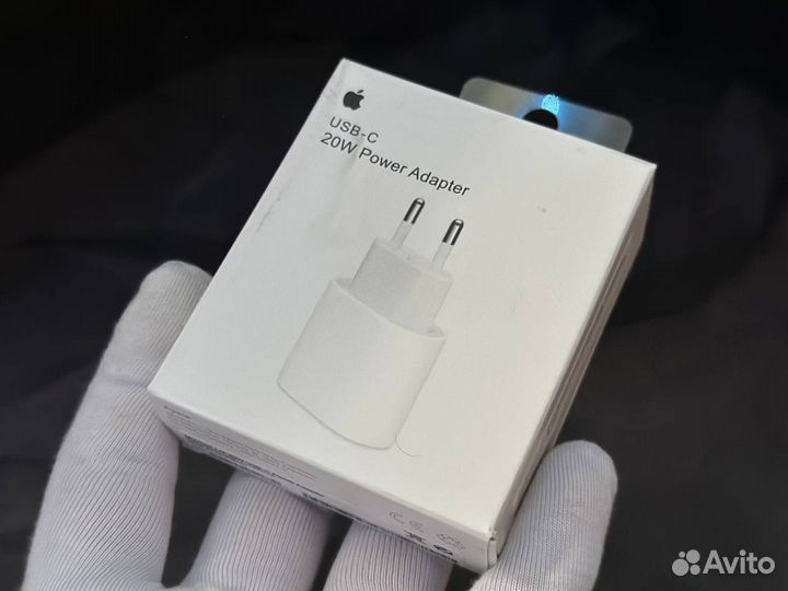 USB-C 20W Power Adapter 1:1
