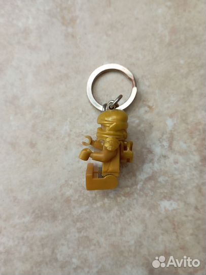 Брелок lego