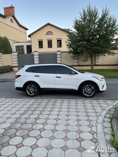 Hyundai Grand Santa Fe 2.2 AT, 2017, 151 000 км