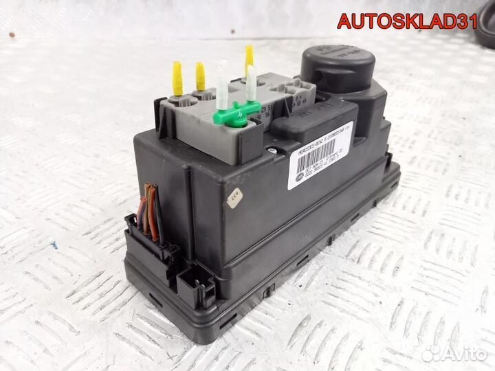 Компрессор центрального замка Mercedes A2108001048