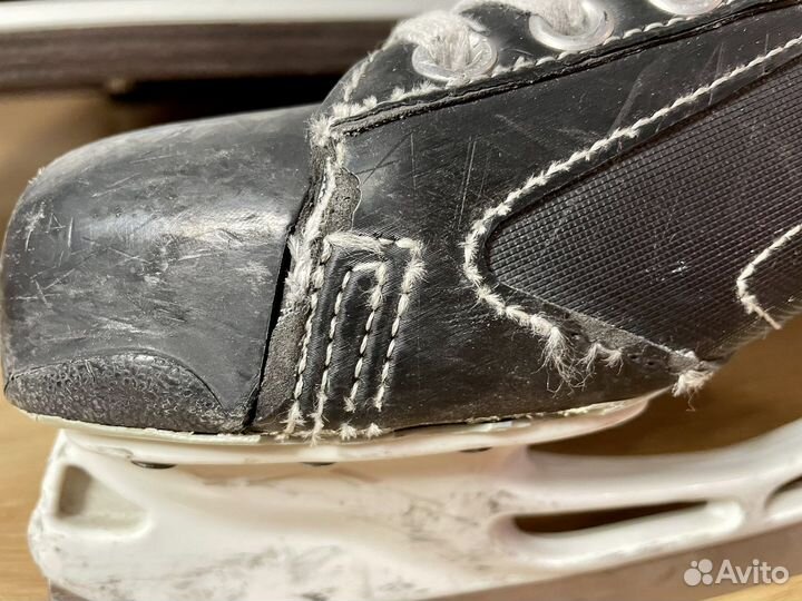 Хоккейные коньки Easton Sy50 8.0