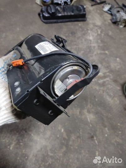 Подушка безопасности Volkswagen Passat B5