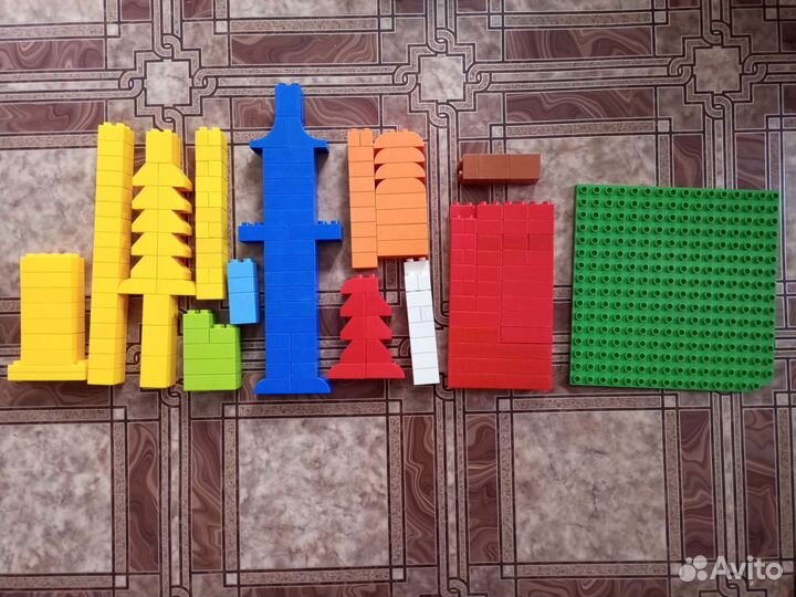 Лего дупло 160 деталей и пластина