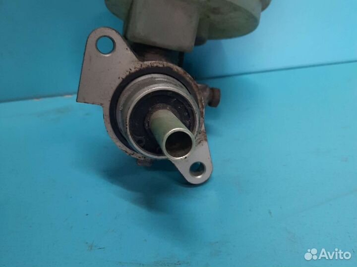 Главный тормозной цилиндр Chevrolet niva