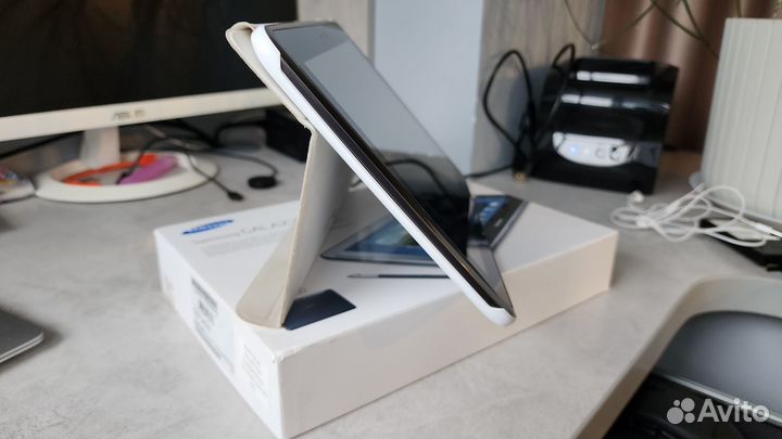 Планшет Samsung Galaxy Note 10.1 N8010