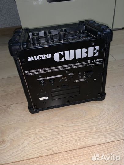 Гитарный комбоусилитель