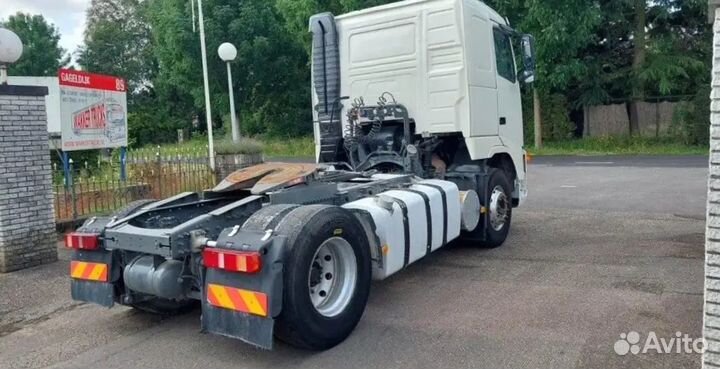 Pазбираем грузовик Volvo FH 2001-2005