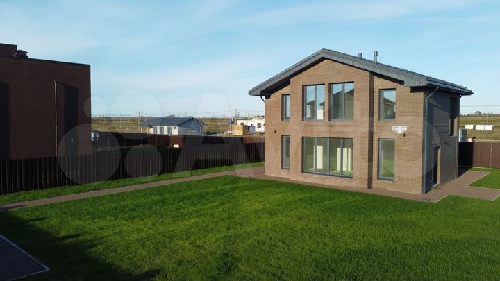 Дом 174,6 м² на участке 10 сот.