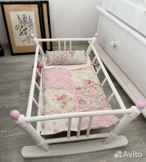 Кровать для кукол