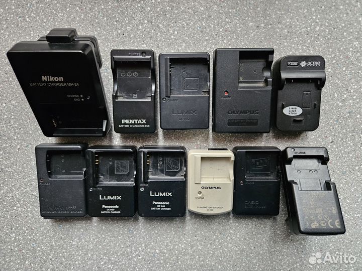 Зарядные устройства для фотоаппаратов