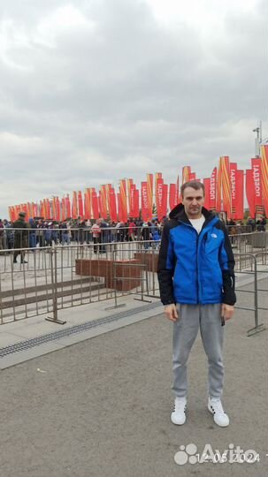 Бурение лунок под столбы