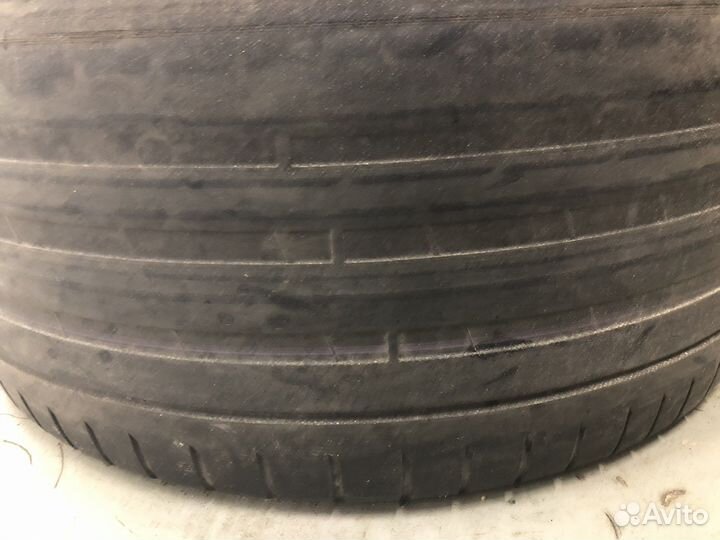 Nokian Tyres Hakka Black 295/40 R21 35