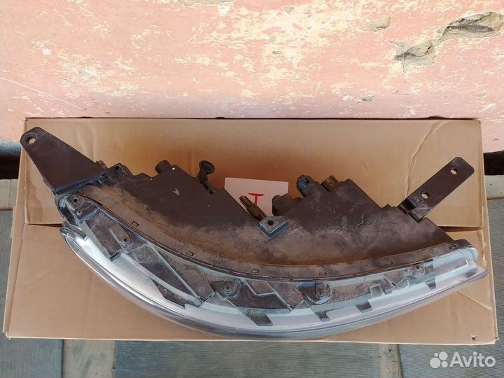 Передняя правая LED фара kia soul 3