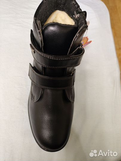 Ботинки зимние на мальчика размер 34