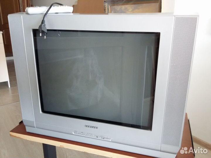 Телевизор samsung