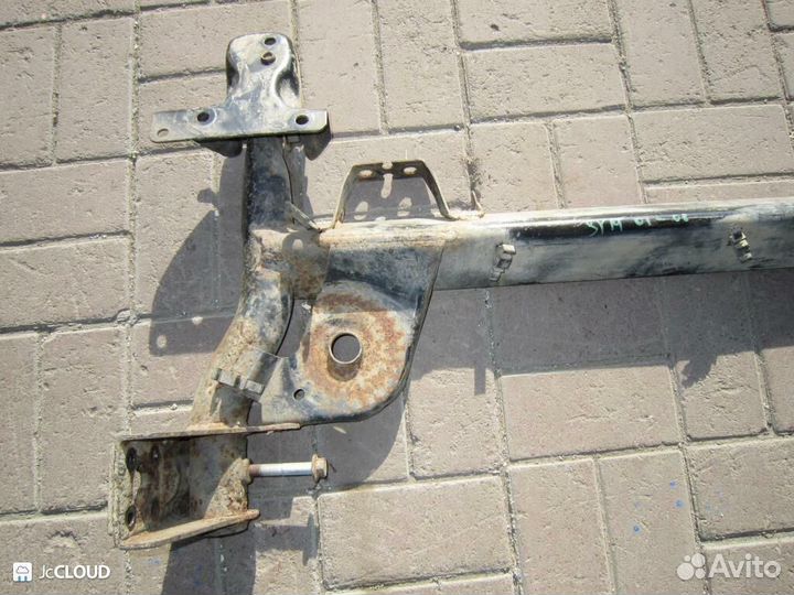 Балка подвески на renault symbol LB0C, LB0P, LB