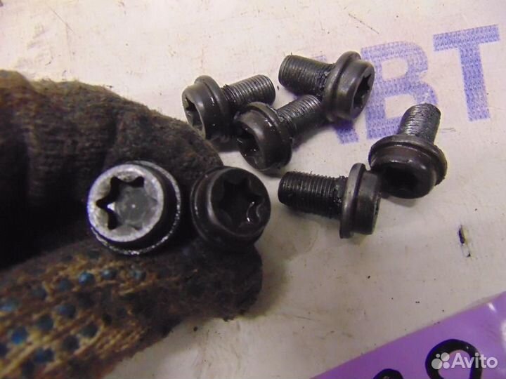 Болт маховика для Hyundai Santa Fe 2 2006-2012г