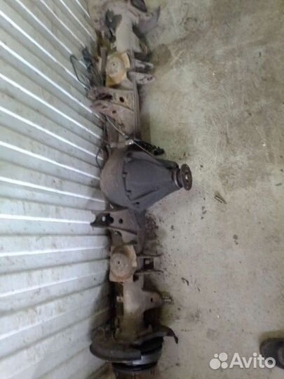 Задний мост Ленд Крузер 100