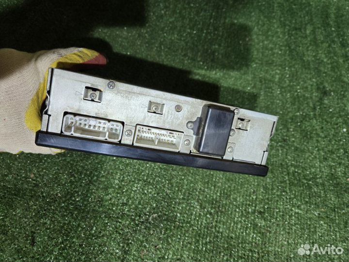 Усилитель звука Toyota Land Cruiser Prado 120 1GR