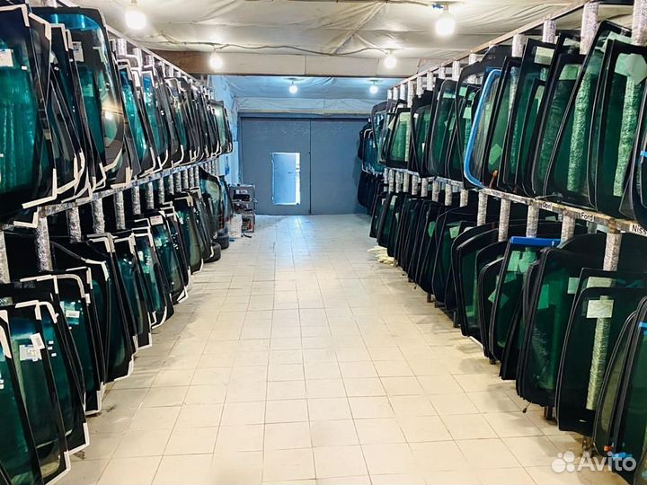 Лобовое стекло toyota verso/corolla verso 2009-16