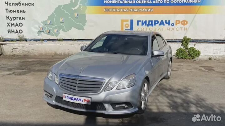 Фонарь задний внутренний левый Mercedes-Benz E-Class 200 (W212) A2129060158